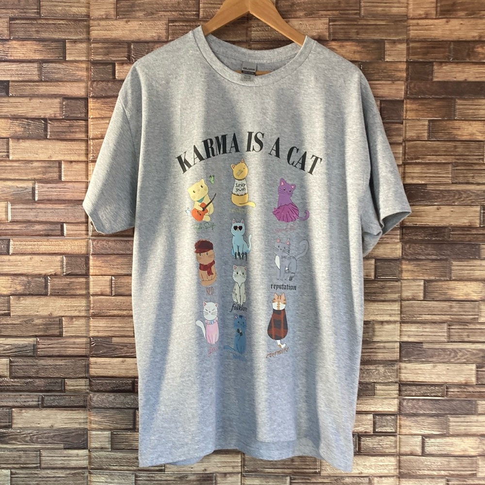 EUC Eras Karma is A Cat Taylor Eras Cat Gray T Shirt Large